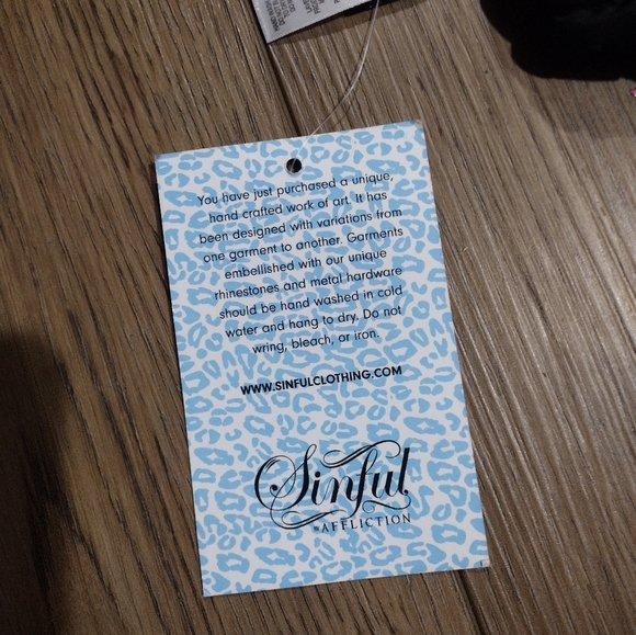 NWT Reversible Sinful bikini top - Picture 4 of 8